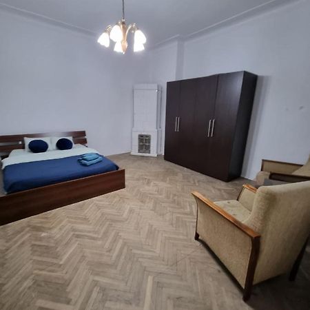 Nocleg W Centrum Czestochowy Nmp32 Çestohova Dış mekan fotoğraf