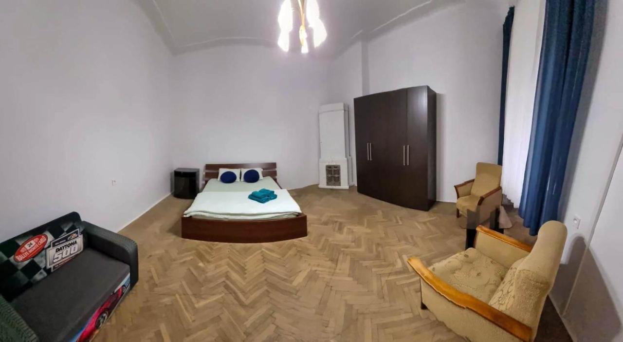 Nocleg W Centrum Czestochowy Nmp32 Çestohova Dış mekan fotoğraf