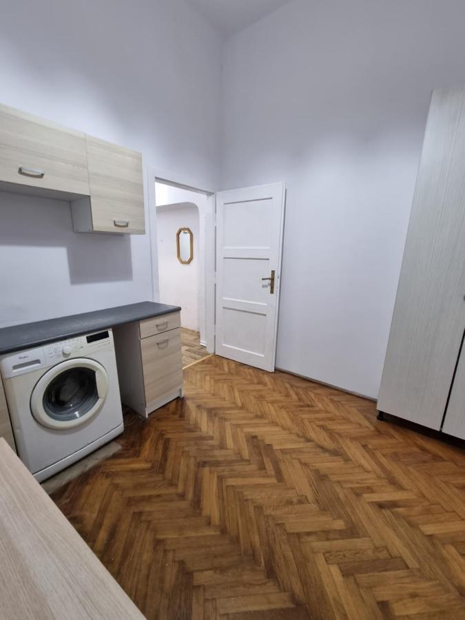 Nocleg W Centrum Czestochowy Nmp32 Çestohova Dış mekan fotoğraf